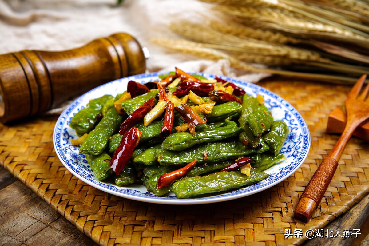 夏天吃什么菜好吃(夏天一般都吃什么菜)