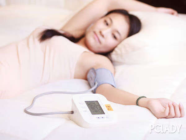 尿道炎吃什么药最好用(尿道炎用什么药治疗最好)