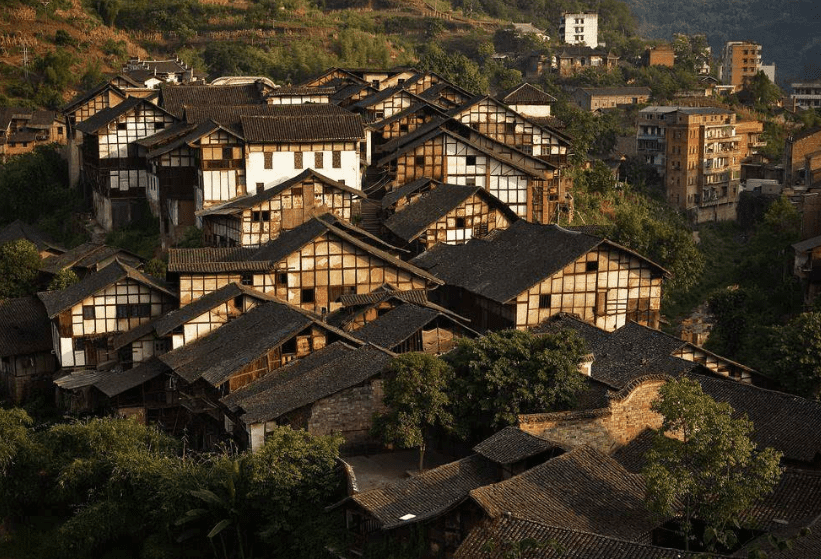 川西民居建筑风格特点(川东民居建筑文化特点)