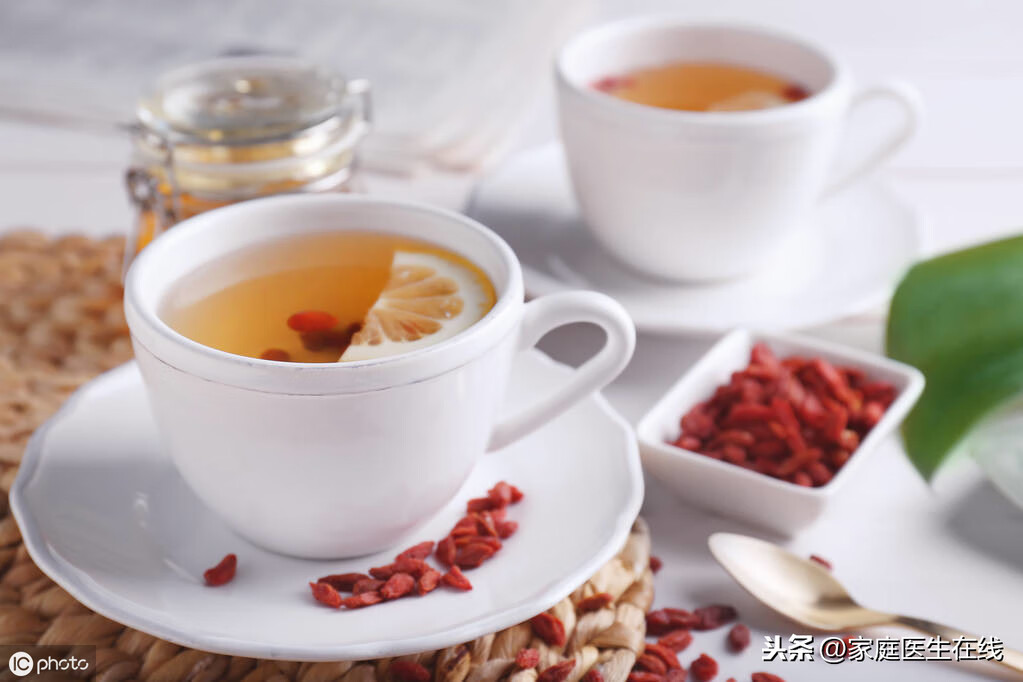枸杞茶的功效与作用(枸杞子茶有什么好处)