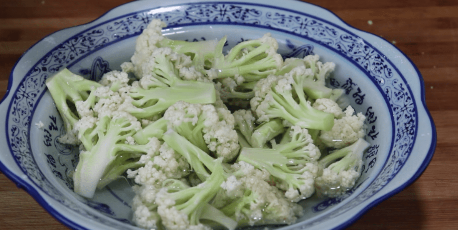 花菜怎么做好吃呢(花菜怎么炒才好吃)