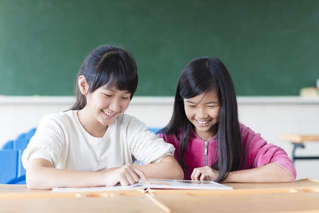 小学三年级写人作文范文(三年级语文写人作文范文)