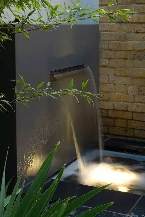 风水之法,得水为上(水流方向对风水的影响)