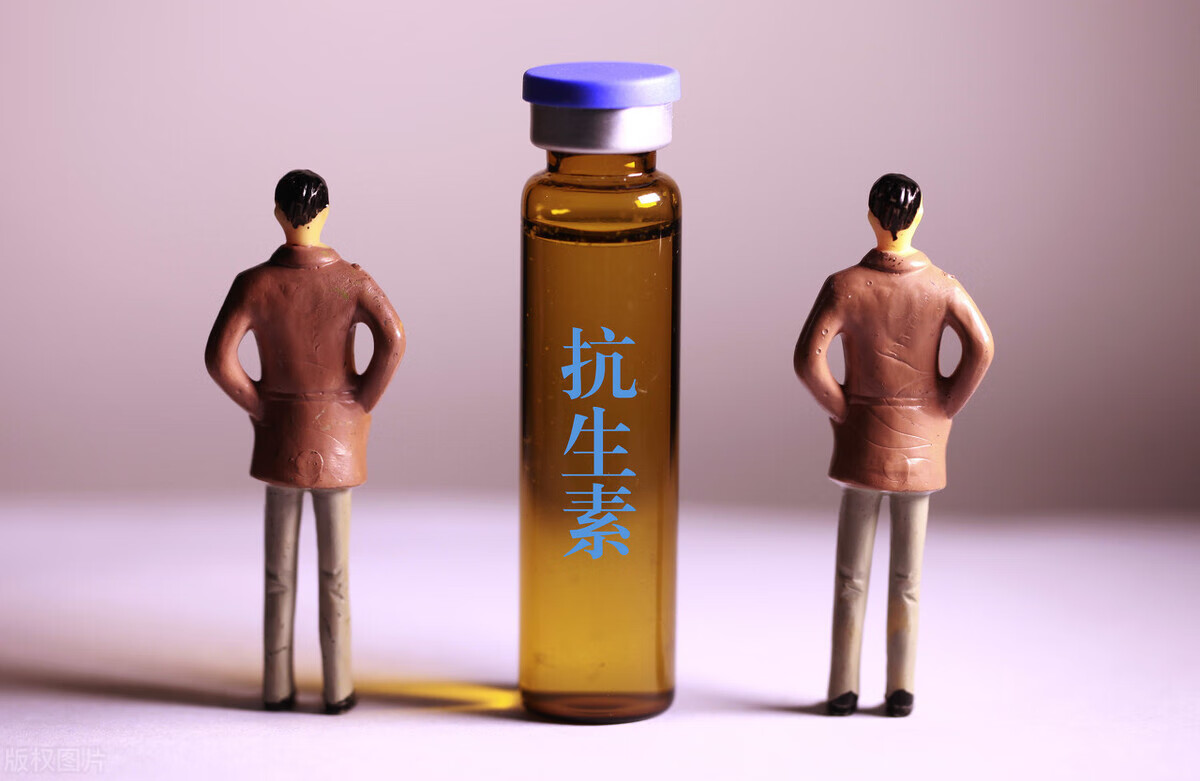 服用抗生素的副作用(抗生素对身体有什么副作用)