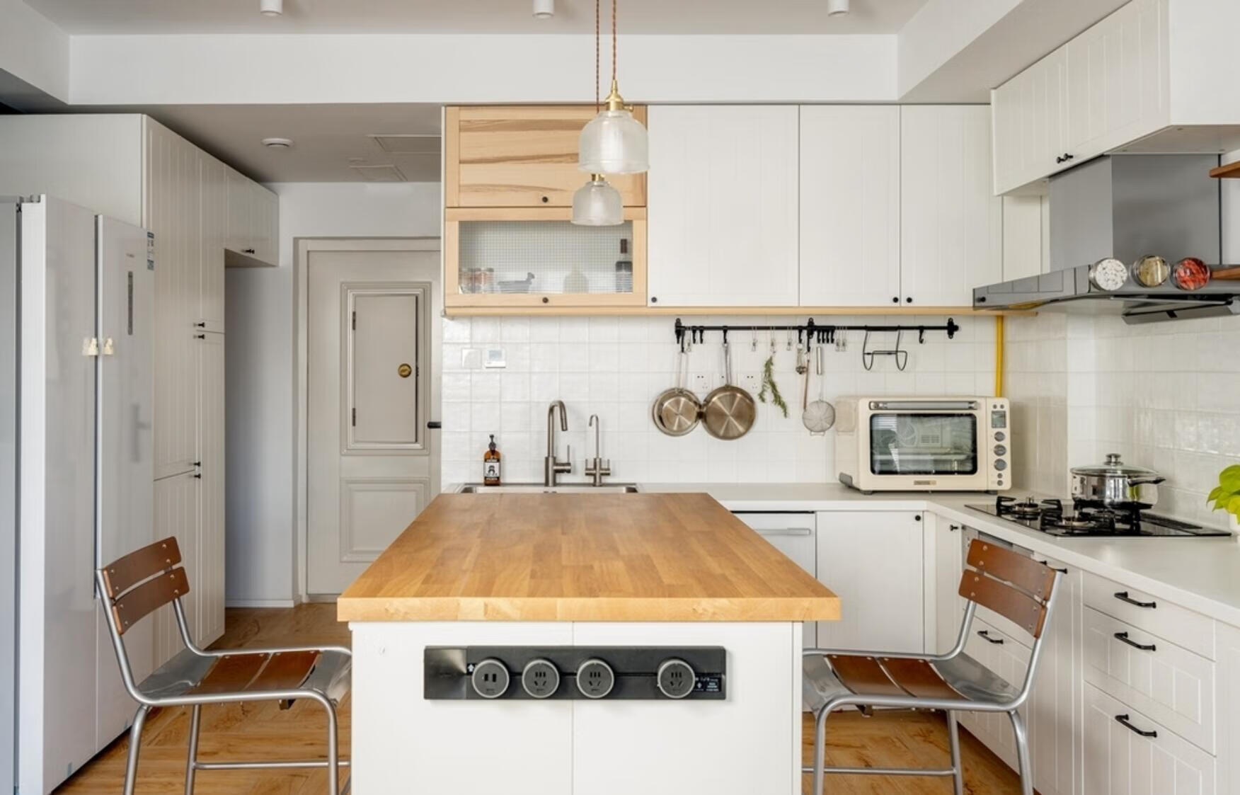 洗手台什么颜色风水好(进门就是洗手台风水好吗)