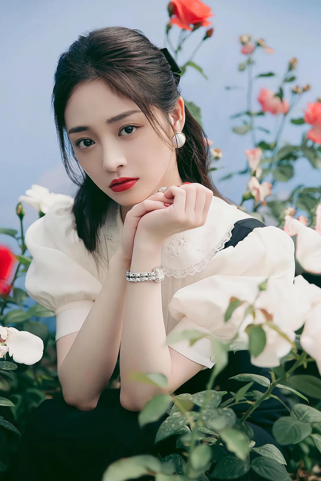 周洁琼欧阳娜娜宋轶张予曦古力娜扎赵丽颖谭松韵张慧雯吴宣仪杨超越