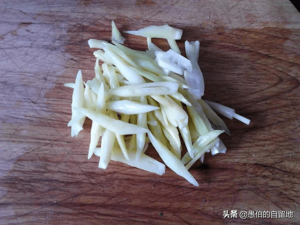 蒲菜是什么菜(蒲菜吃哪个部位图片)