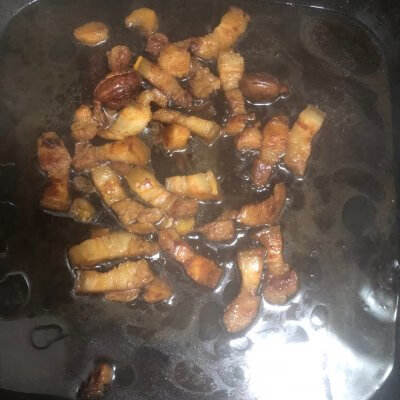 土豆烧肉用什么肉比较好(土豆烧肉的做法窍门)