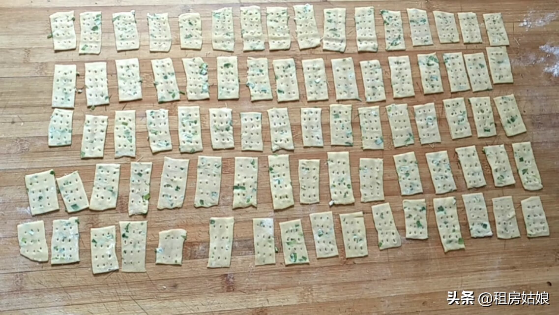 自制苏打饼干的做法(家庭自制苏打饼干的做法)