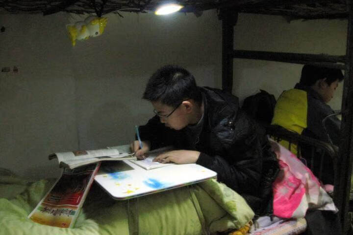孩子成绩差怎么办,教你一招(孩子成绩差怎么教育)