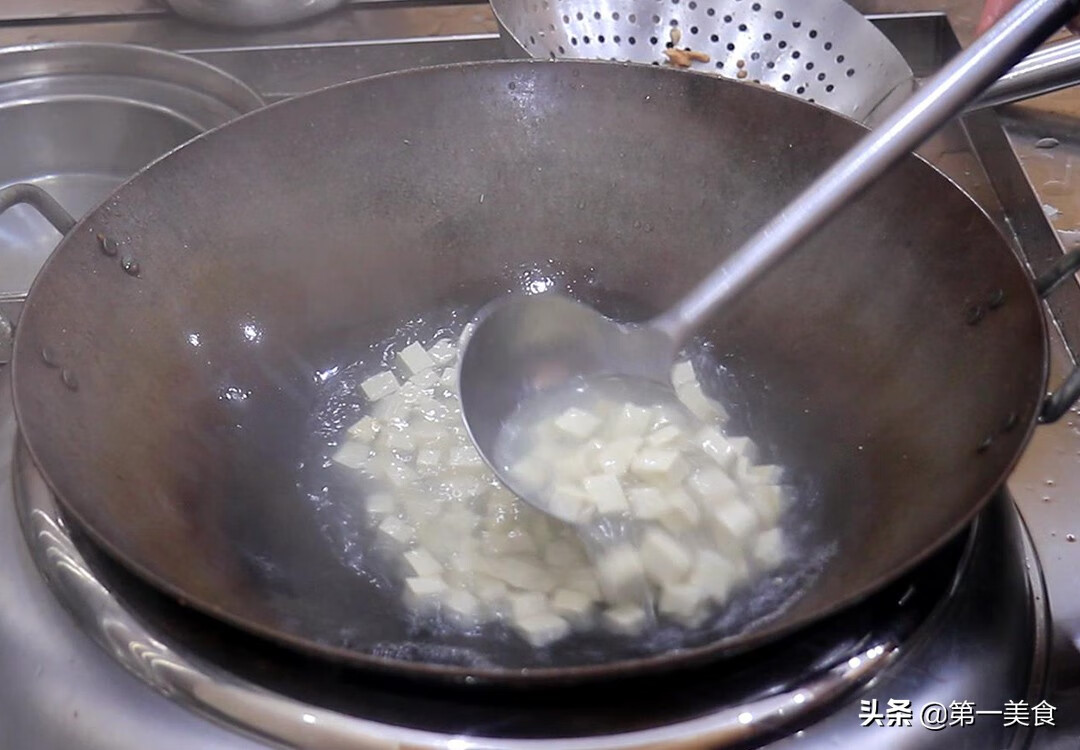 豆腐菜谱大全(豆腐做法大全菜谱大全)
