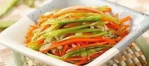 凉拌菜的做法大全集(凉拌菜做法大全 配方)