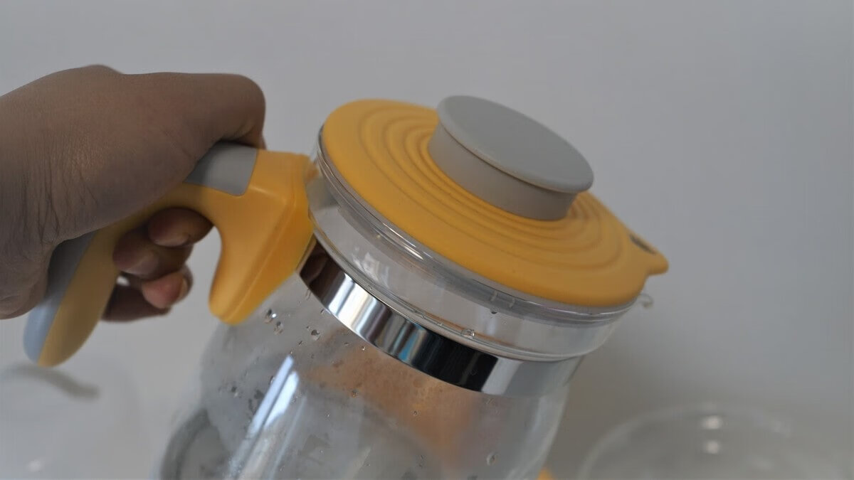 奶瓶恒温器是干嘛的(奶瓶保温器)