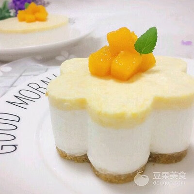 芒果慕斯(芒果慕斯杯)