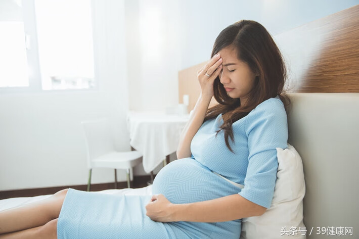 唐氏综合症的孩子怎么引起的(正常夫妻为什么会怀唐氏儿)