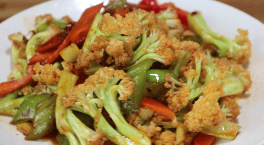 花菜怎么做好吃呢(花菜怎么炒才好吃)