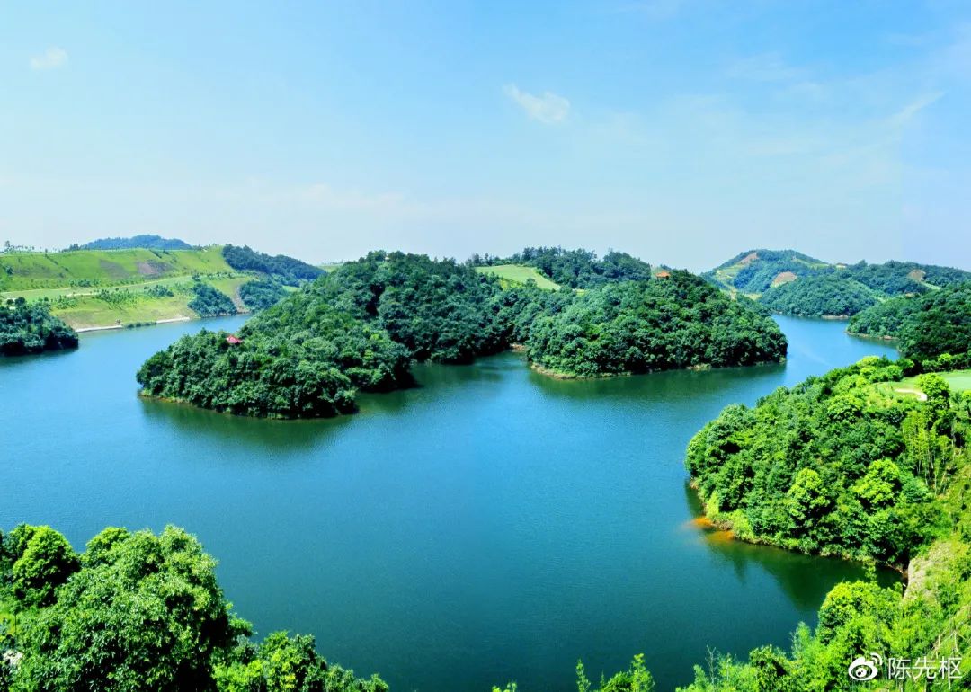 真正的风水宝地图片(风水宝地留福人)