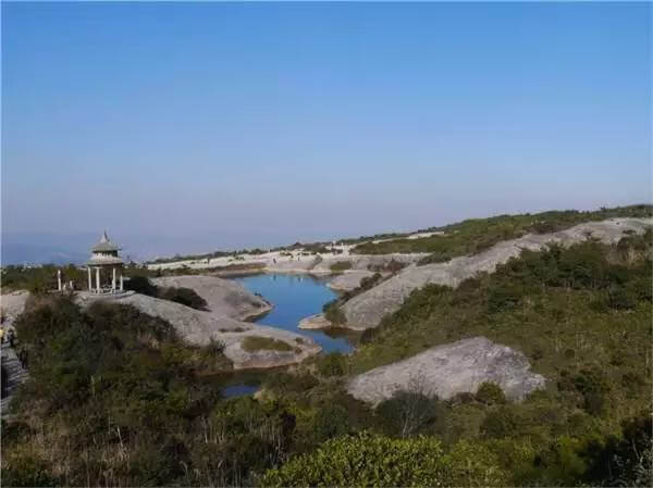 方山正门是哪个门(大门对山怎么化解)