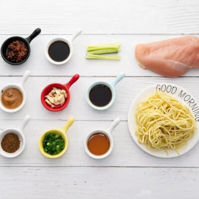 鸡丝凉面用什么面(鸡丝凉面是什么面做成的)