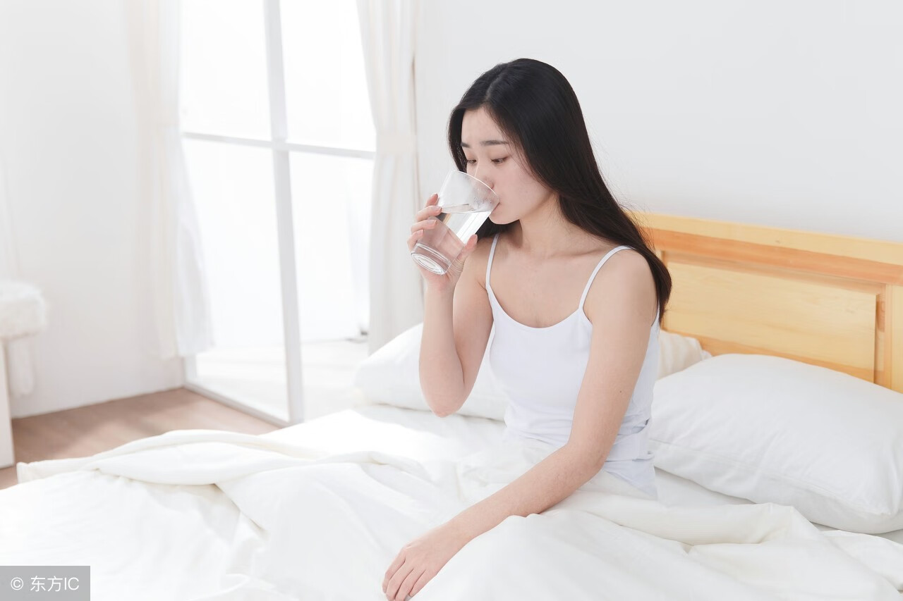 怀孕多久能用试纸测出来?(怀孕多久试纸能测出来)