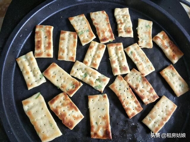 自制苏打饼干的做法(家庭自制苏打饼干的做法)