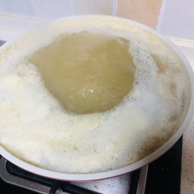 秋梨膏怎么熬制的窍门(正宗秋梨膏的做法配方)