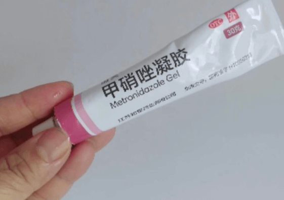 甲硝唑凝胶可以祛痘吗(甲硝唑凝胶越用痘越多)
