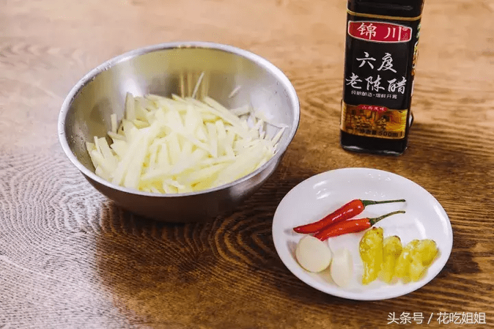 酸辣土豆丝是哪里的菜(酸辣土豆丝的介绍)