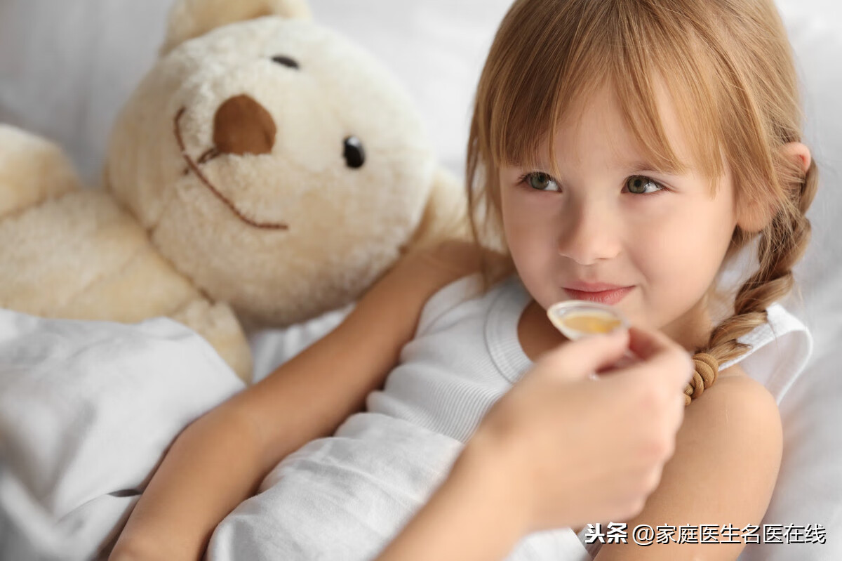 小孩口腔溃疡怎么办?(小孩口腔溃疡怎么办最快愈合)