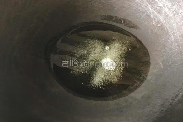 胡萝卜炒肉的家常做法(胡萝卜炒肉怎么炒)