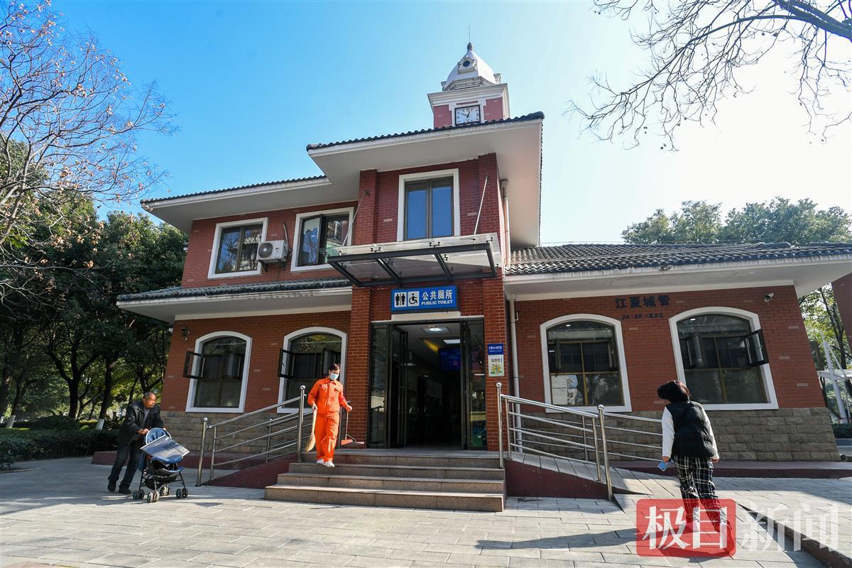小便斗(立式小便斗)
