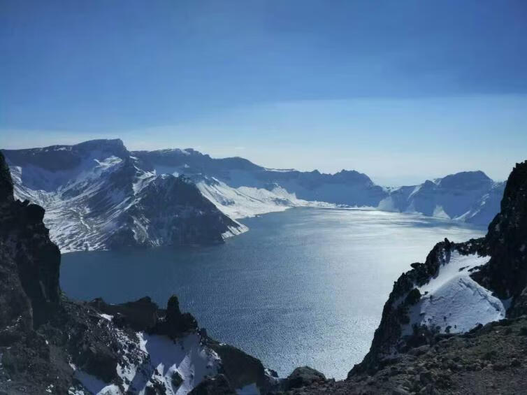 2月份适合去哪里旅游玩(适合2月份旅游的地方有哪些)