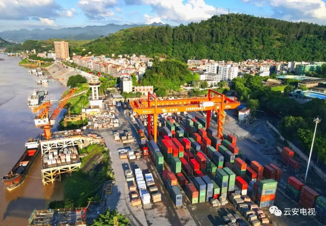 六都镇光明村有风水宝地吗(都安县所有风水宝地图片)