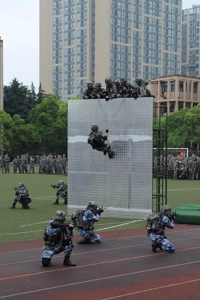 第二军医大学在哪里(第一军医大学)