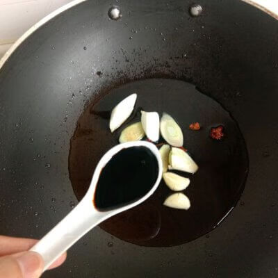 酱鸡爪子的做法大全(酱鸡爪鸡胗的做法)