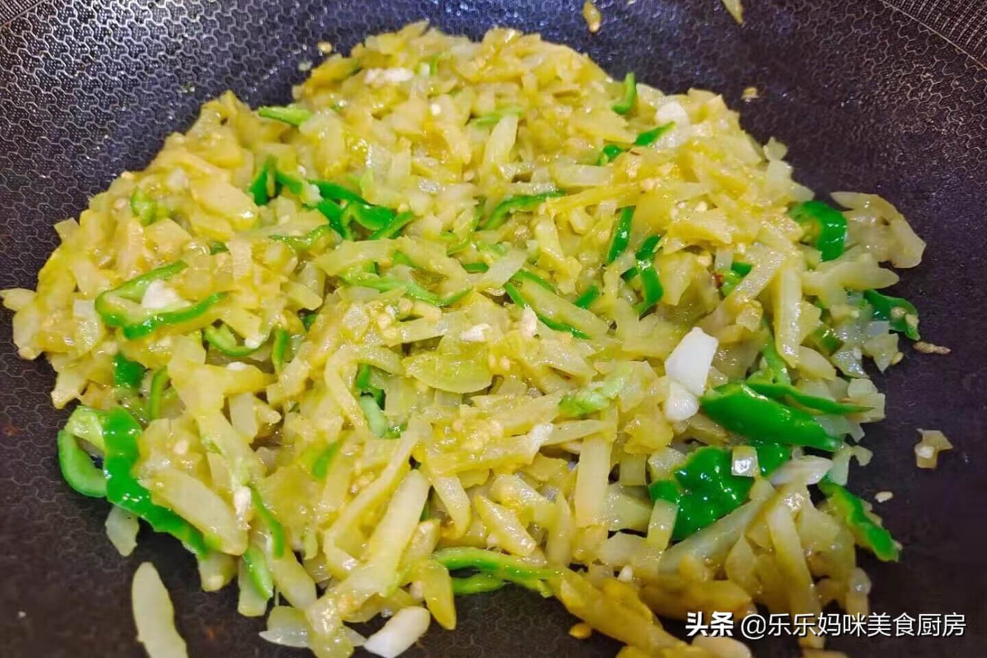 青西红柿能吃吗怎么吃(青西红柿能生吃吗)
