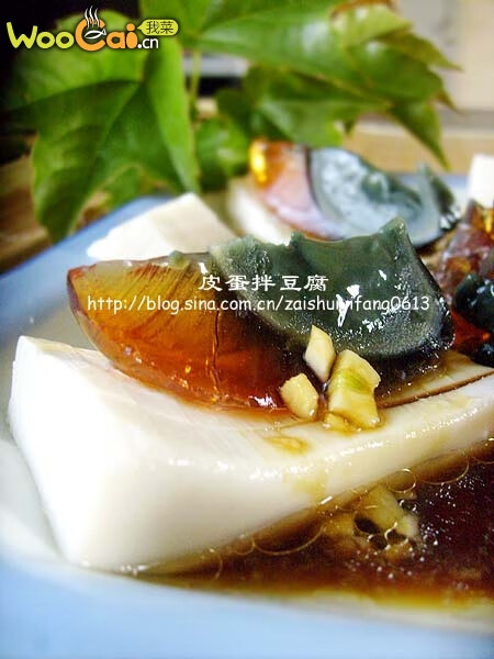 松花蛋拌豆腐的做法(松花蛋拌豆腐怎么做)