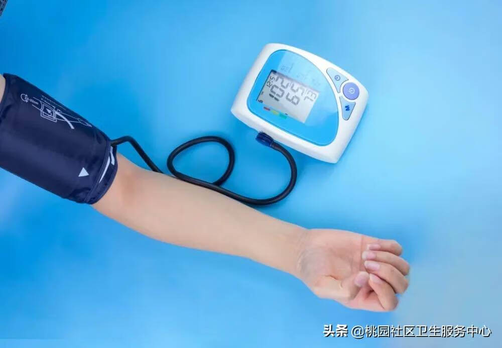 电子血压计怎么用(水银血压计怎么用)