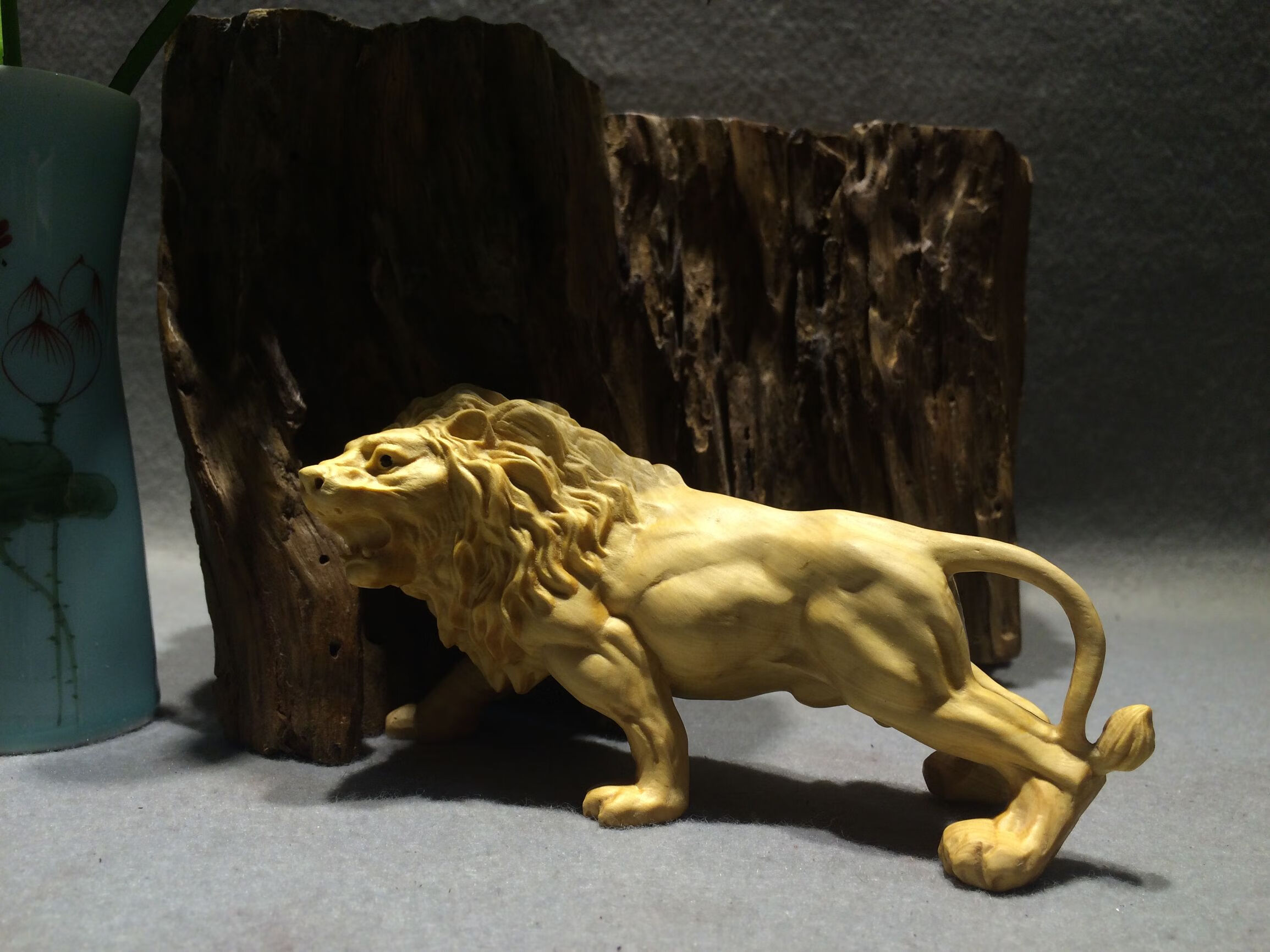 狮子摆件风水(屋里面有狮子的图片风水)