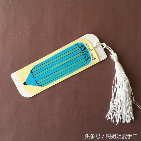 书签的做法步骤(简易书签做法)
