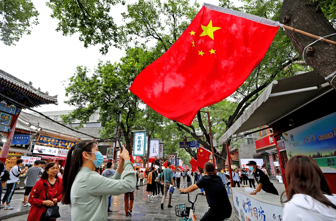 加拿大国庆英语(十一国庆节英语)