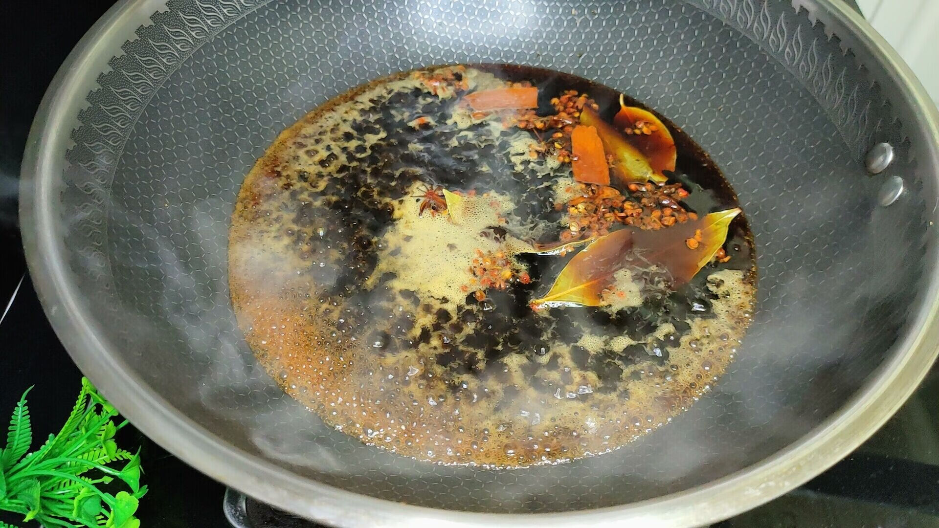 腌制辣椒的方法怎么做(辣椒的腌制方法和配料)