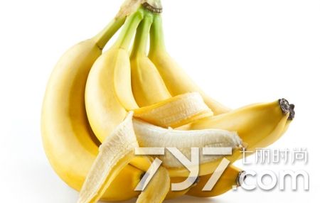 小产后 吃什么好(坐小月子需要吃什么补身体)