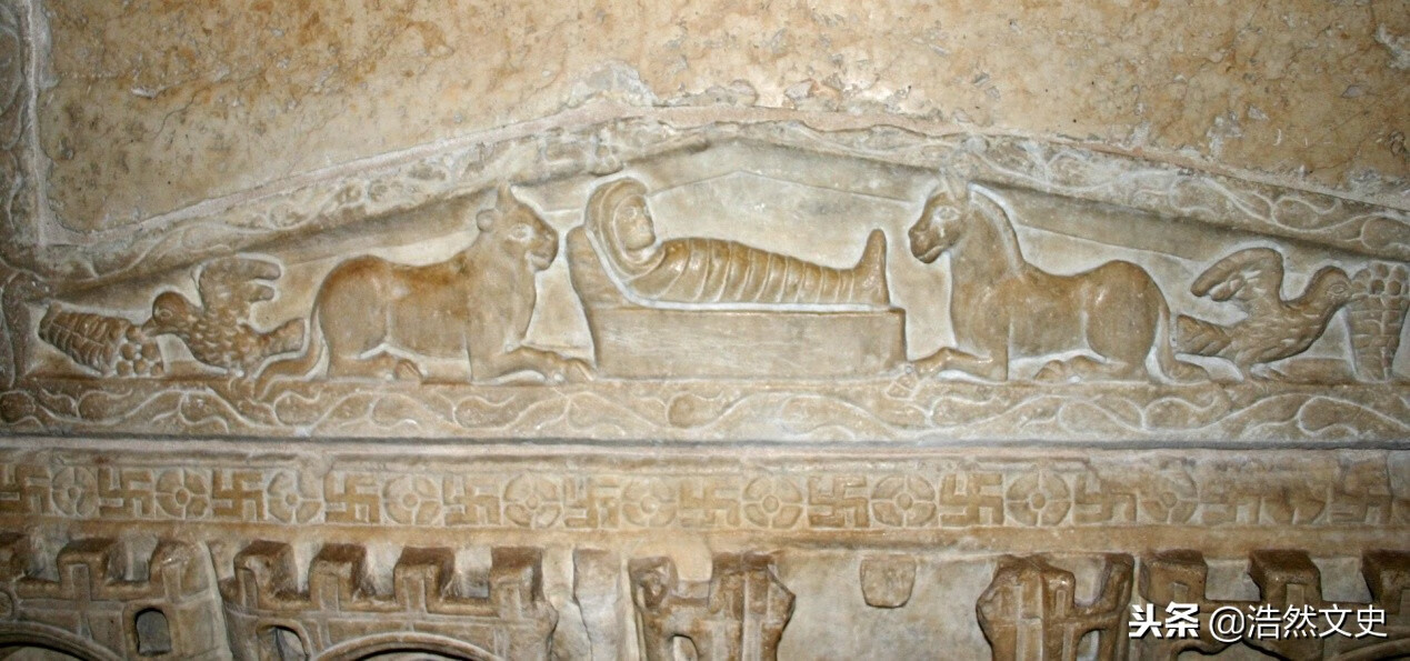 根据《圣经》的记载,公元元年那天,约瑟和玛利亚在伯利恒,把刚出生的