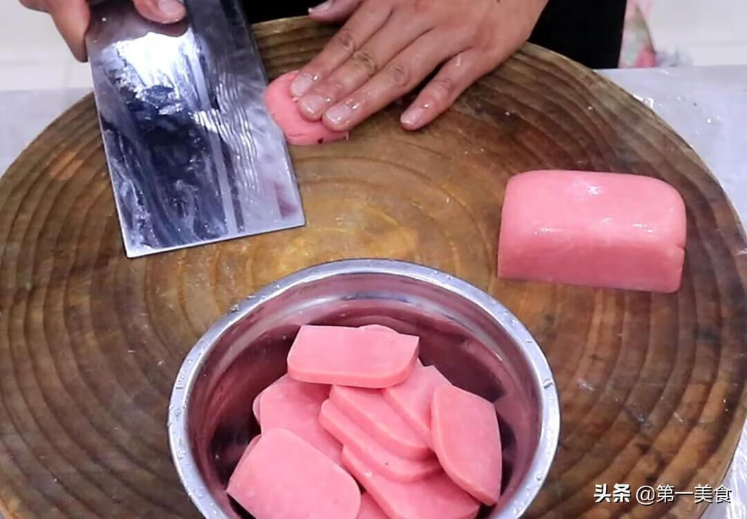 请问麻辣香锅怎么做(正宗的麻辣香锅怎么做)
