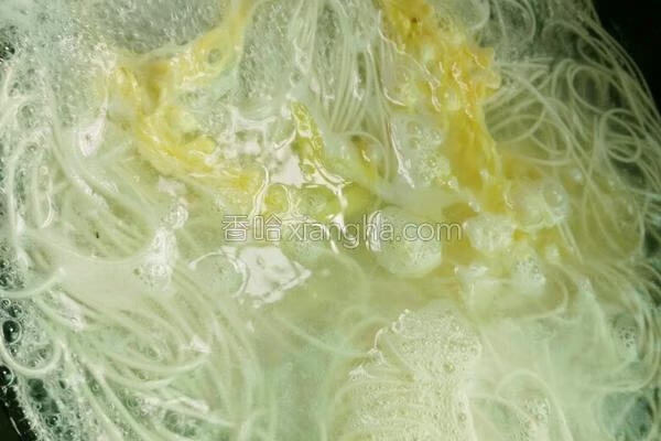青菜鸡蛋面的做法(青菜鸡蛋面怎么煮好吃又简单)