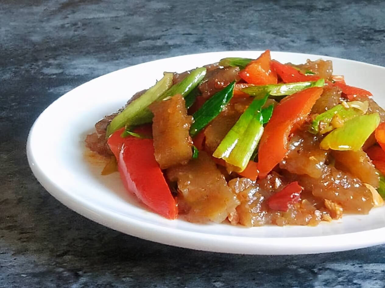蒜苗的做法大全家常做法(蒜苗炒肉的做法步骤)
