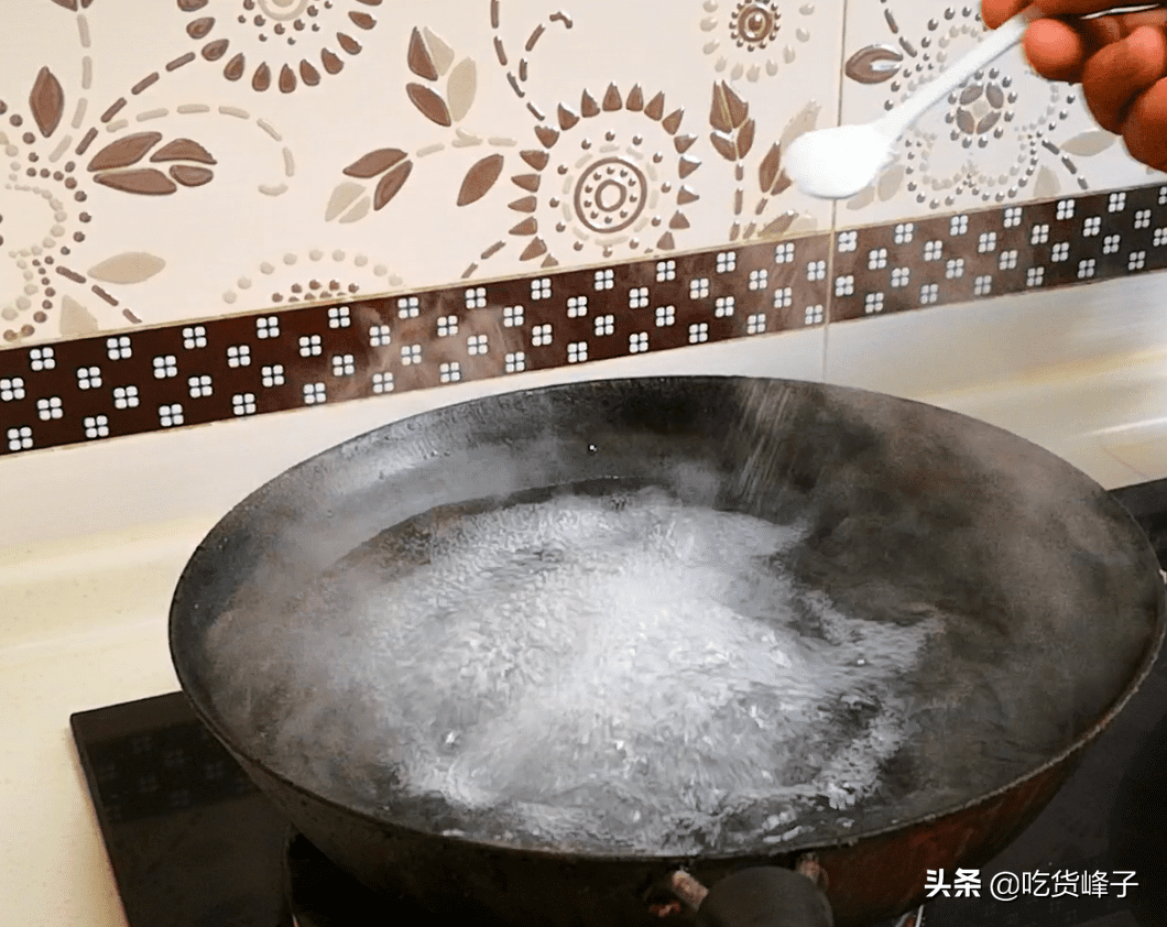 煮饺子步骤(怎样煮饺子好吃又简单)