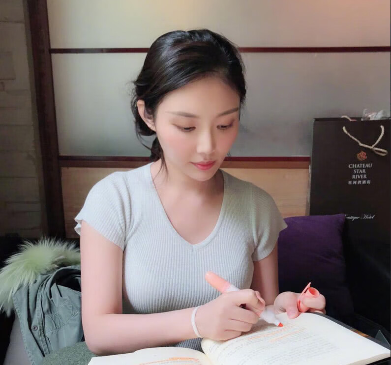 喝牛奶会丰胸吗?(常喝牛奶可以丰胸吗)
