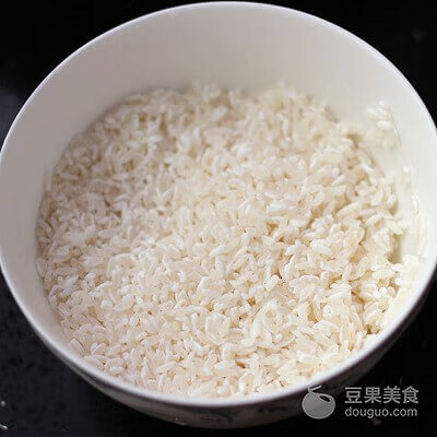 鲍鱼粥的家常做法(婴儿鲍鱼粥的做法)